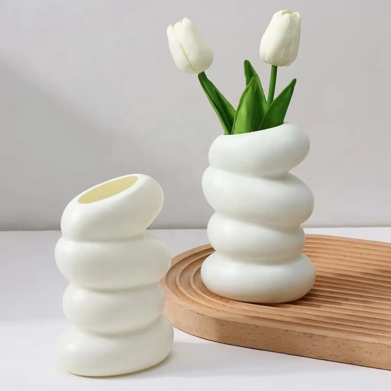 1PC Plastic Spiral White Vase  - Kitchen Appliances In White ulasan dan harga