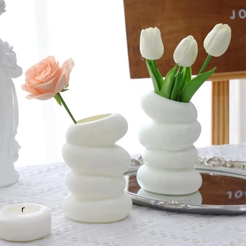 1PC Plastic Spiral White Vase  - Kitchen Appliances In White ulasan dan harga